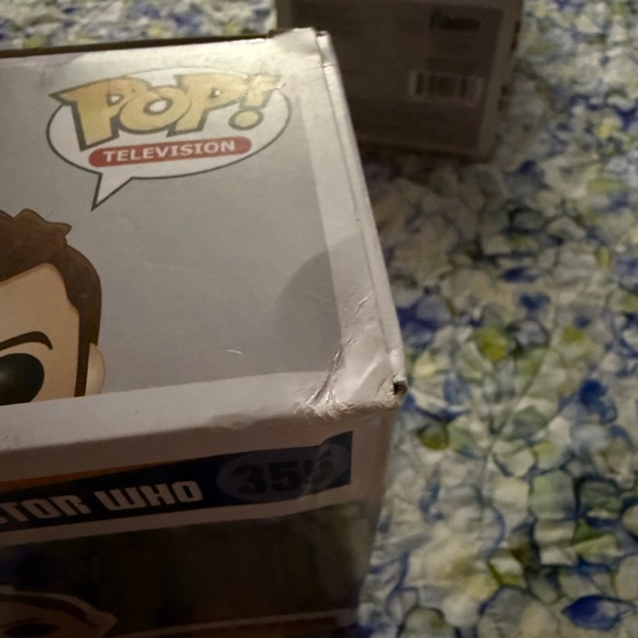 Funko Pop! Doctor Who - Tenth Doctor Funko Pop Figure - Picture 7 of 10